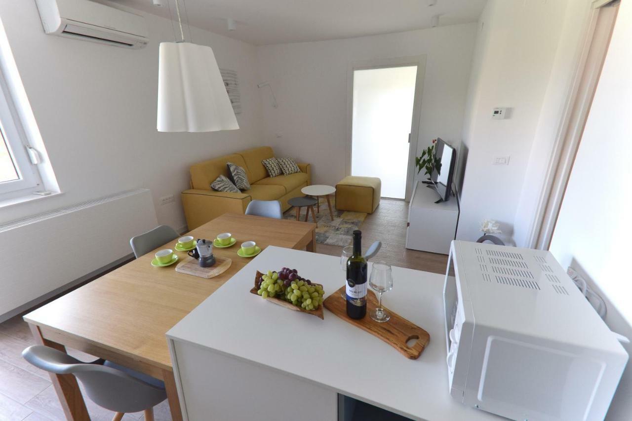 Apartment Vostan 普拉 外观 照片